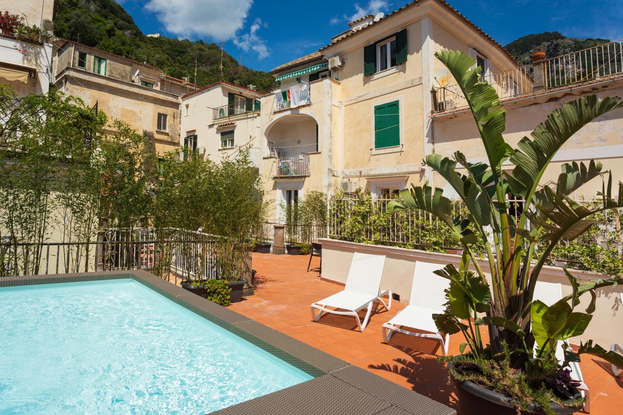 Etrus Boutique Room Amalfi Esterno foto